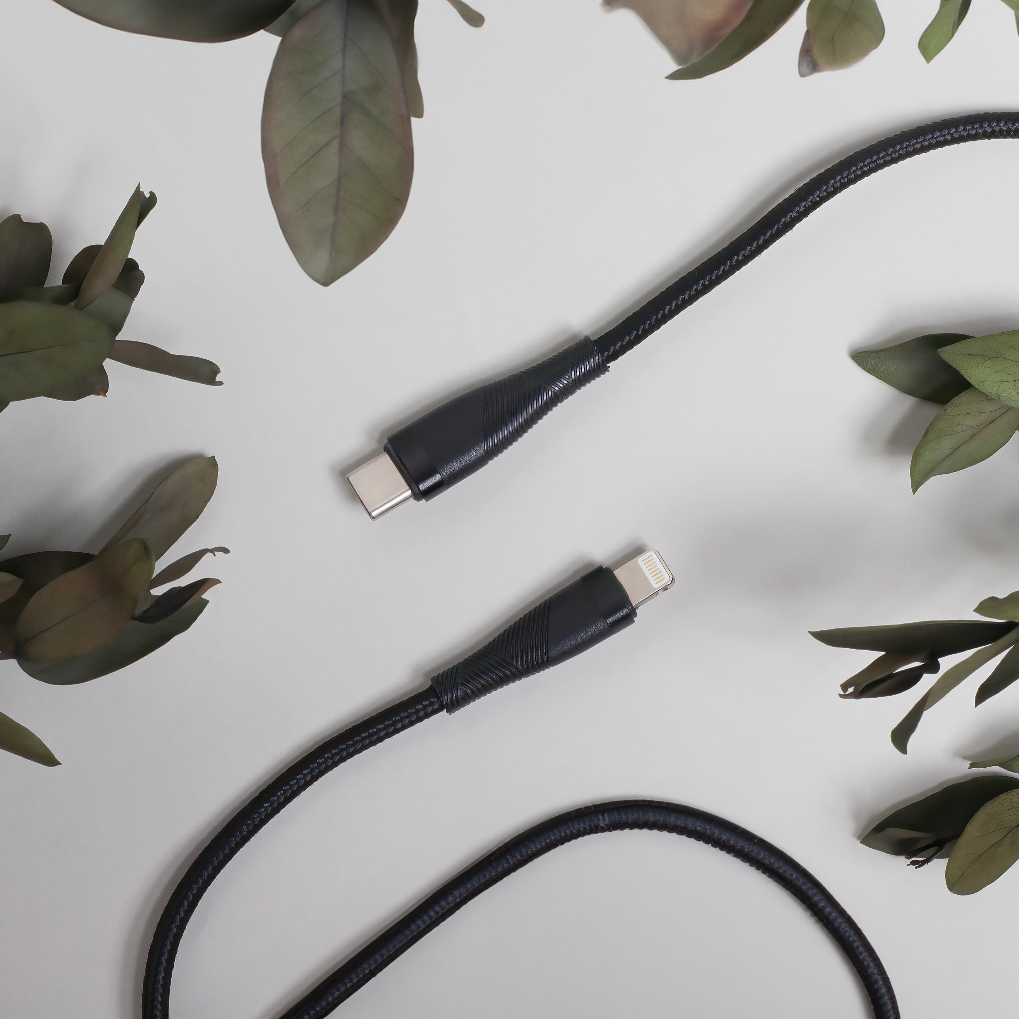 Câble USB-C Lightning Maxlife MXUC-08 — 1m 27W