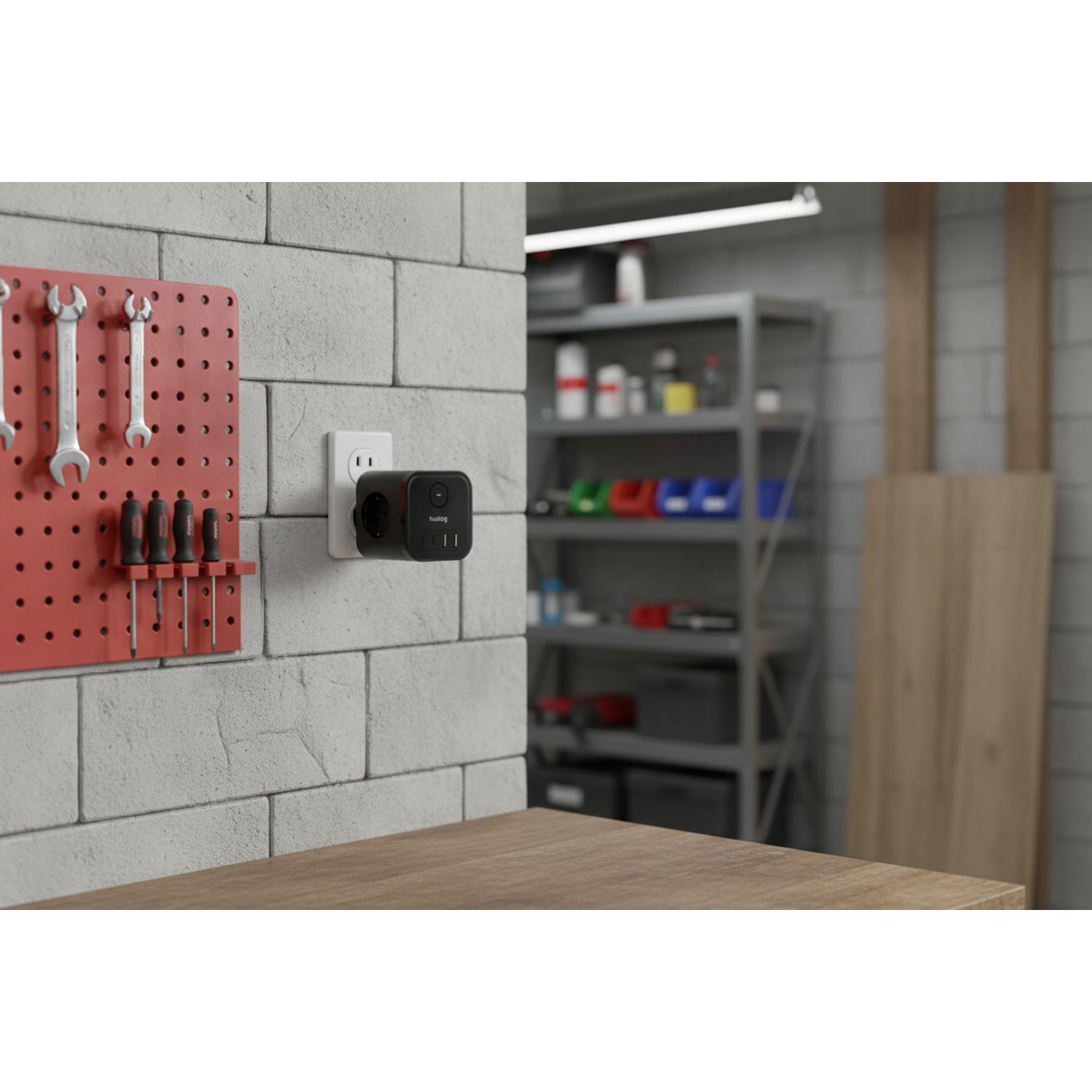 Huslog Cube power strip
