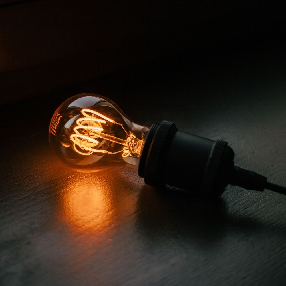 Ampoule LED Filament E27 A60 4W 230V 2000K 250lm Fumée Forever Light