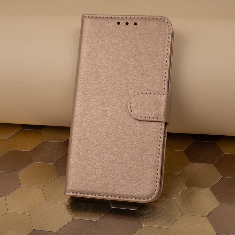 Smart Classic case for Motorola Moto E13 gold