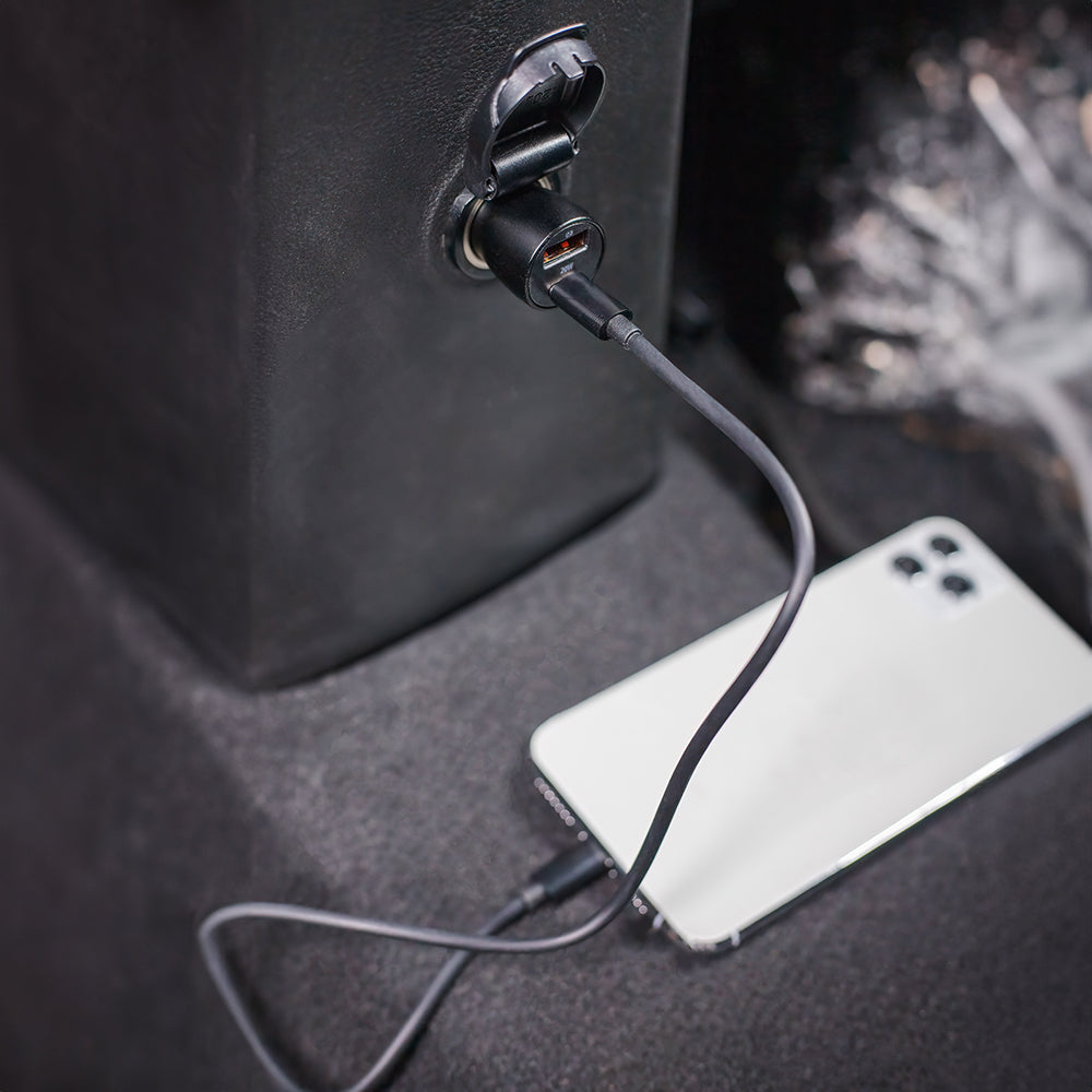 Maxlife MXCC-04 PD QC car charger 1x USB-C 1x USB 20W black + USB-C - USB-C cable 60W