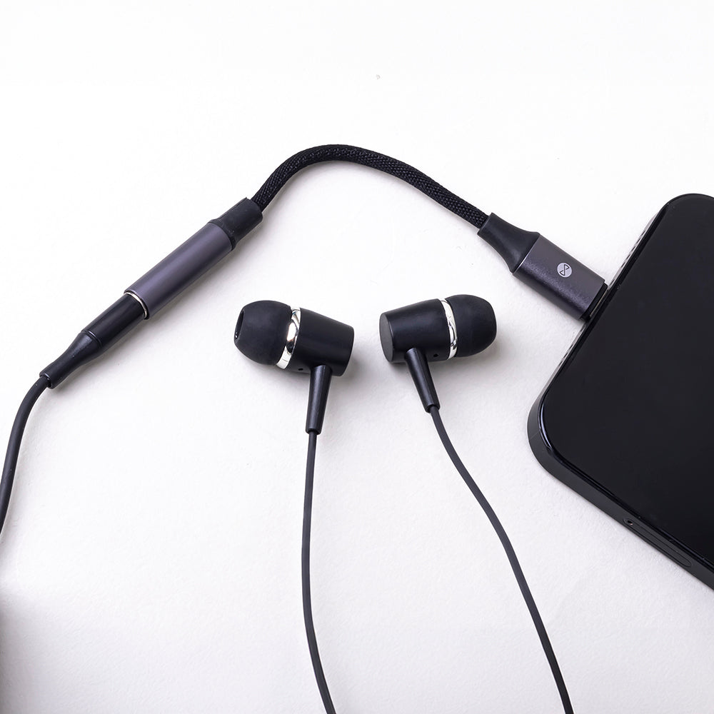 Adaptateur audio Forever AJL-01 jack 3,5 mm vers Lightning noir