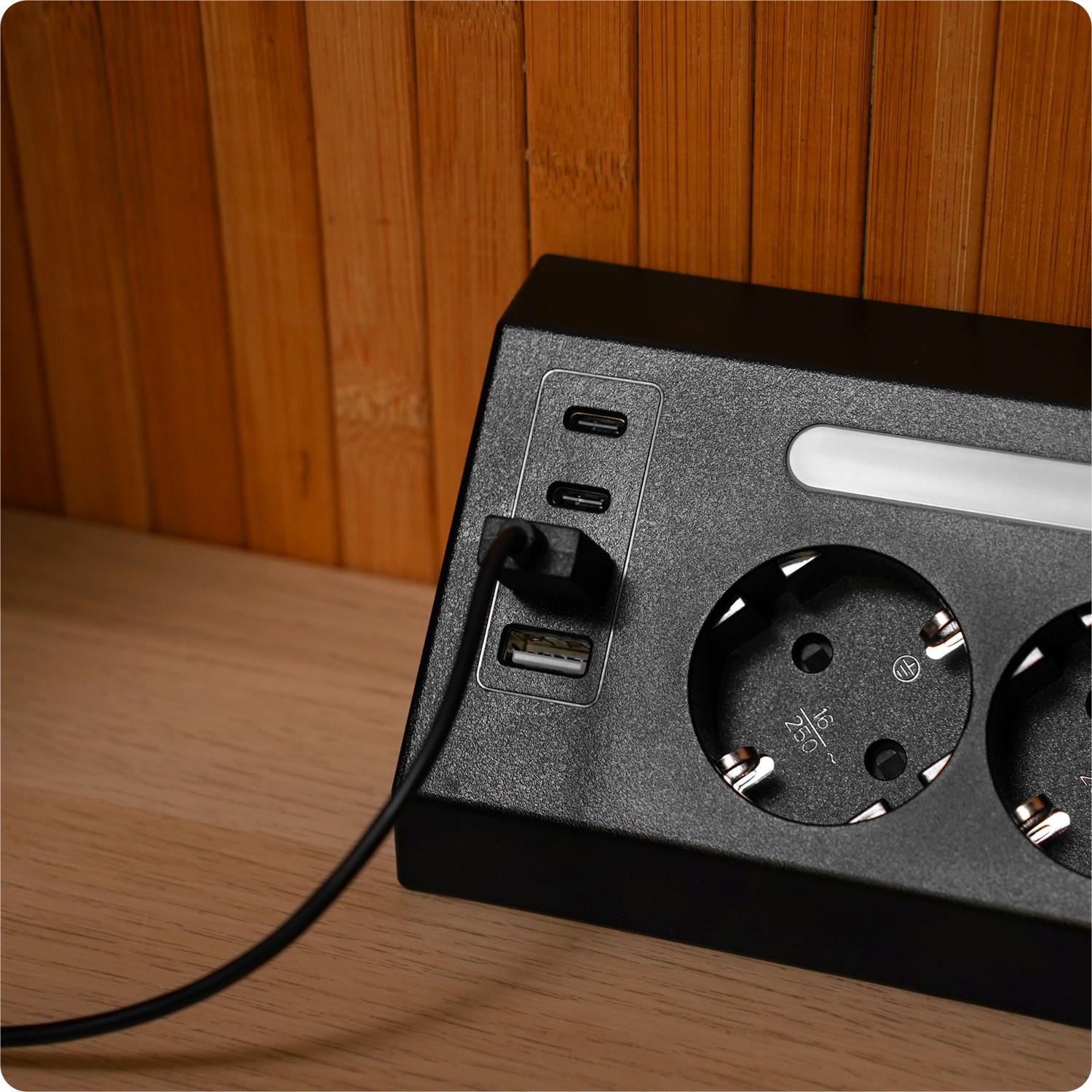 Huslog Power strip with LED