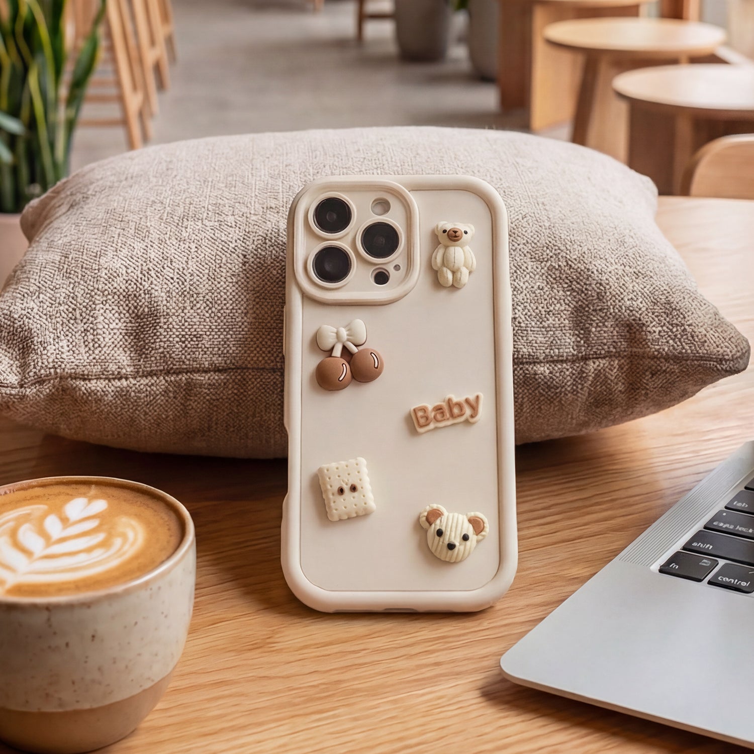 Ultra Trendy 3D case for iPhone 12 6,1" bear