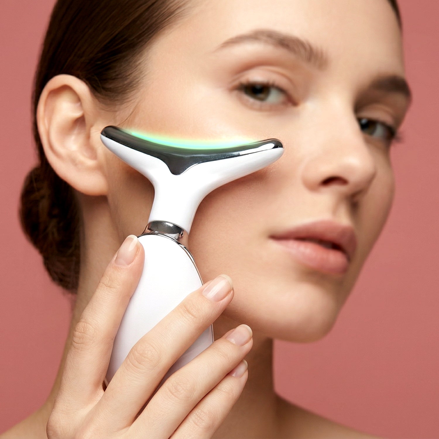 Marielle lifting facial massager white MMTL